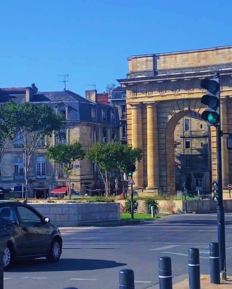 Môi trường đa văn hóa, đa ngôn ngữ